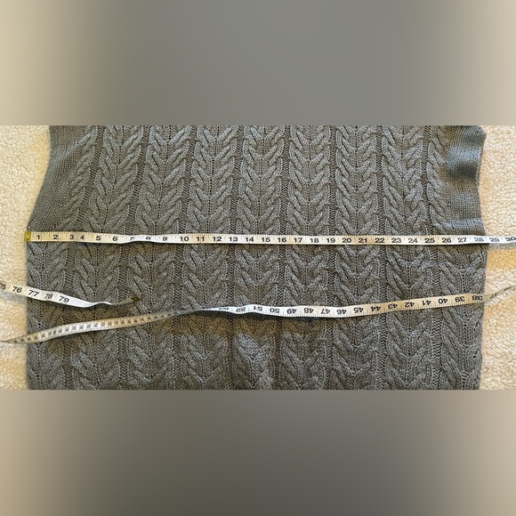 Splendid Women’s Turtleneck Sweater Vest Size Large - Picture 10 of 11